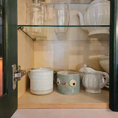 Korter Positively Inspiring For 2, Free Parking, If Available