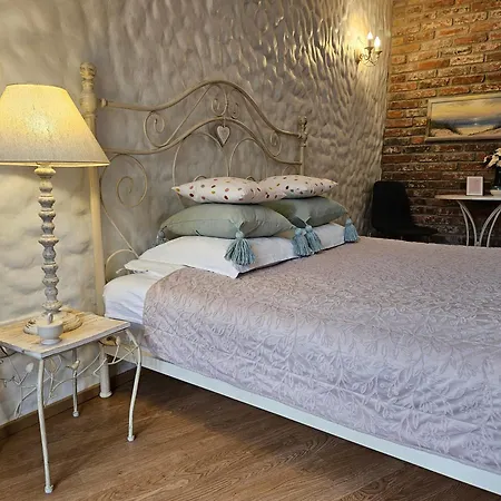 דירה Positively Inspiring For 2, Free Parking, If Available