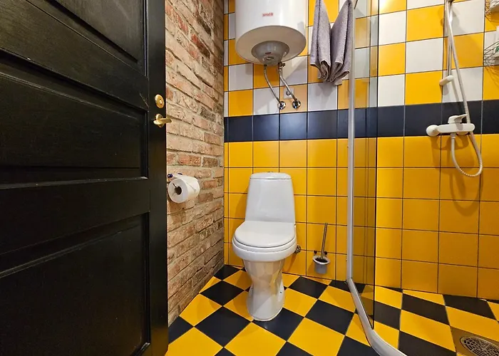 Positively Inspiring For 2, Free Parking, If Available *